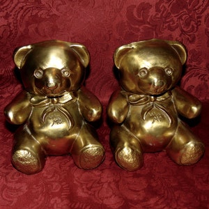 1960&#39;s Vintage Signed VictorTeddy Bear Bookends Heavy Cast Brass