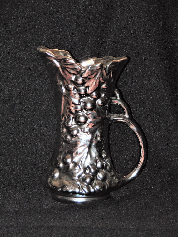 1940's McCoy Pottery Shiny Silver Grapes & Leaves Ewer Vase 641 USA Ohio Collectible Pottery