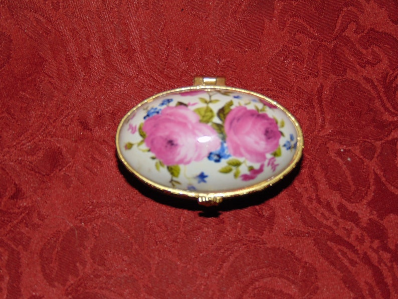 Vintage Sorell Fine Porcelain Oval Trinket Box Decorated with Roses with Gold Metal Trim