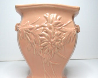 1940's MCCOY POTTERY Salmon Pink Chrysanthemum Vase