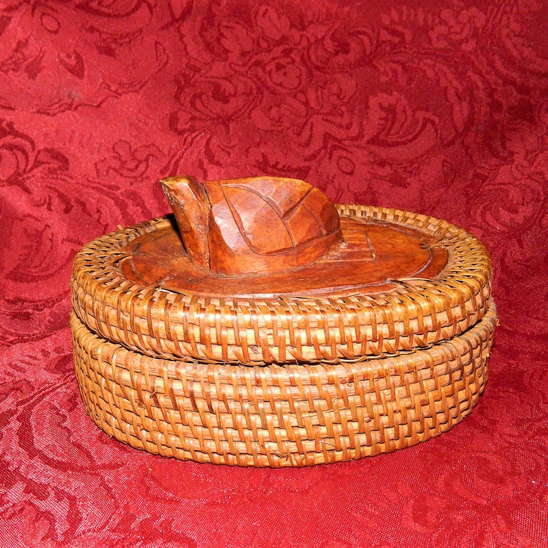 Reed Baskets - Etsy