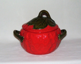 1970s Ceramic Strawberry Serving Dish with Lid