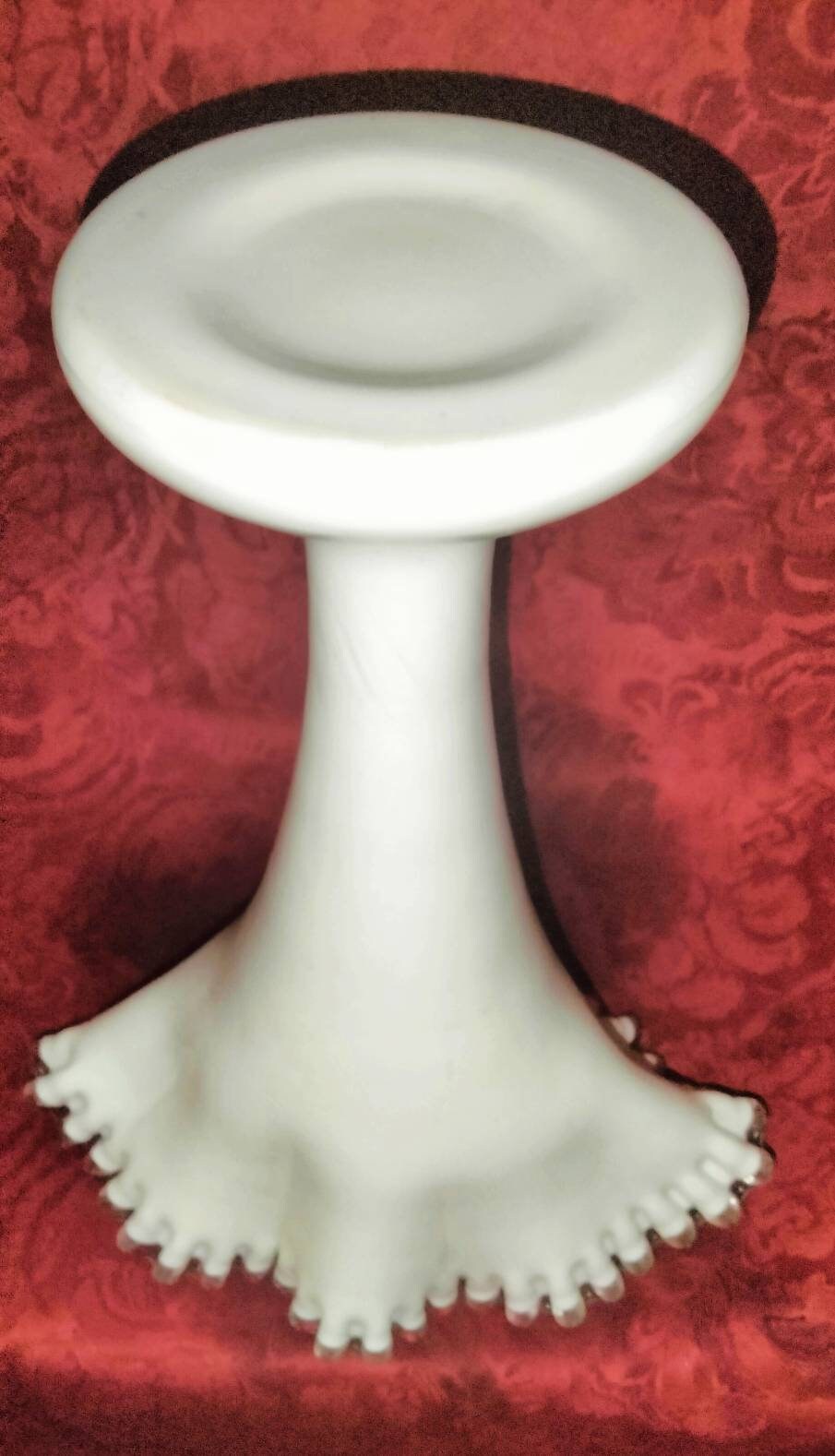 フェントン　花瓶　シルバークレスト Fenton フェントン シルバークレストのフリルが可愛い 大きな