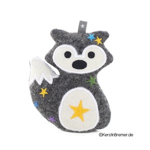ITH Embroidery File Fox with Stars (5x7) - Embroidery Pattern - Pendant, Stuffed Animal, Keychain, Mobile, Fabric Fox, Cuddly Toy,