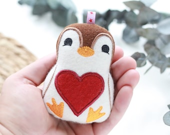 ITH embroidery file penguin with heart pendant & cuddly toy | In the Hoop embroidery design for embroidery machines