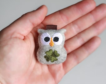 ITH embroidery file baby owl with cloverleaf, mini baby owl embroidery pattern lucky charm pendant, key ring, bag pendant