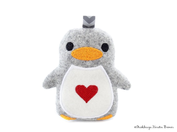 ITH Stickdatei Pinguin klein 10x10 Niedlicher mini Pinguin mit Herz  Stickmuster, Anhänger, Kuscheltier und Dekoration für Pinguinliebhaber -  .de