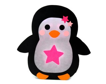Penguin lantern craft template including craft instructions for download • St. Martin&#39;s lantern template, St. Martin&#39;s crafts, lantern festival, DIY