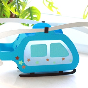 Hubschrauber Helikopter Laterne Bastelvorlage Kinderlaterne PDF Datei zum Ausdrucken und selber basteln. DIY für St. Martin Laternenumzug, Kinderzimmer Dekoration oder Mottoparty Kindergeburtstag.