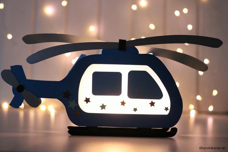 Hubschrauber Helikopter Laterne Bastelvorlage Kinderlaterne PDF Datei zum Ausdrucken und selber basteln. DIY für St. Martin Laternenumzug, Kinderzimmer Dekoration oder Mottoparty Kindergeburtstag.