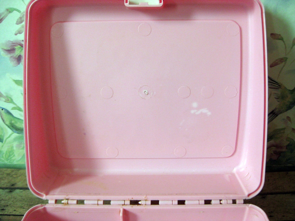 Vintage Barbie Lunch Box / Barbie Mirror Collectible / 1990 Thermos Light Pink Lunchbox - Etsy