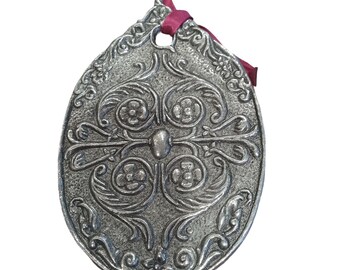 Vintage 1997 Carson Statesmetal Grandmothers Love Pewter Tone Ornament Plaque