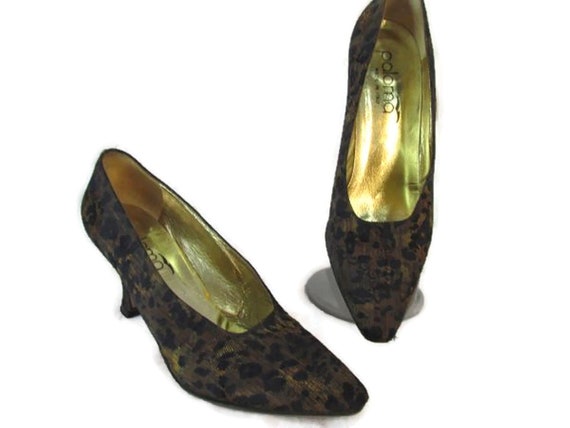 gold shimmer pumps