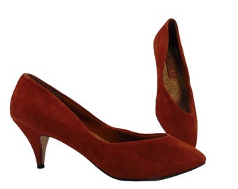 Vintage Women's 90s Leather Collection Brown Suede Pumps Size 10 Shoes Preppy