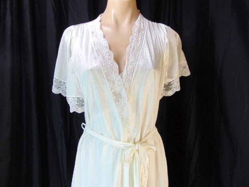 Vintage Henson Kickernick Cream Set Gown Robe S Lace Long Nylon USA Made