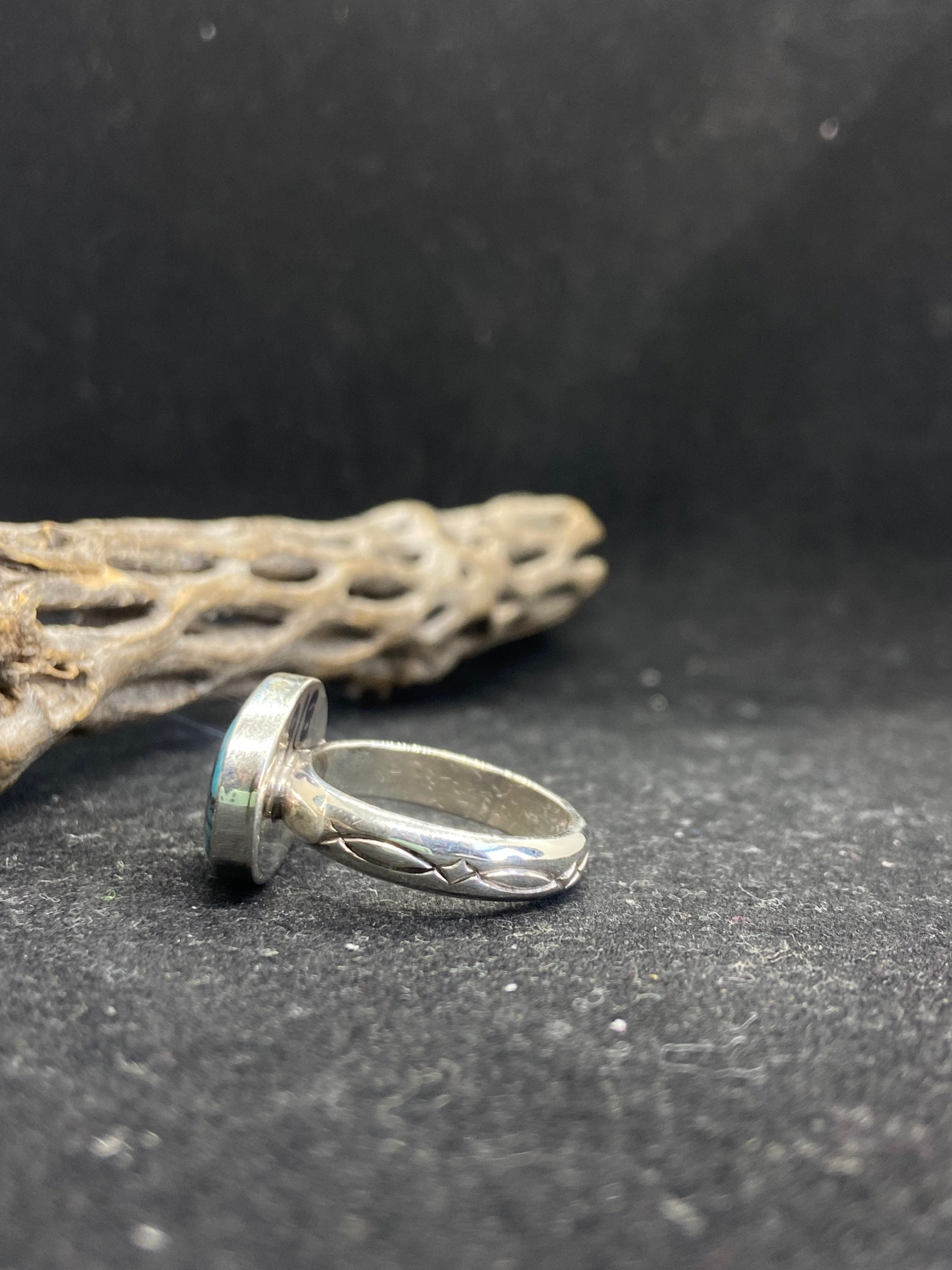 Handmade Native American Navajo Kingman Turquoise Sterling Silver Oval ...