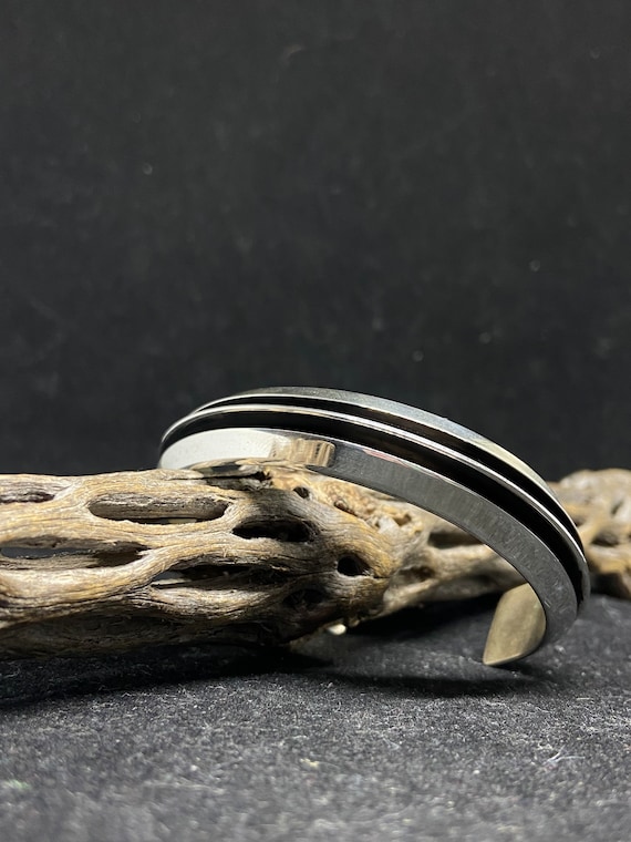 ホピ族バングル HOPI BANGLE-STEWARD TEWAINA Hopi Stewart Tewawina Dacawyma Overlay Bracelet - 練馬の