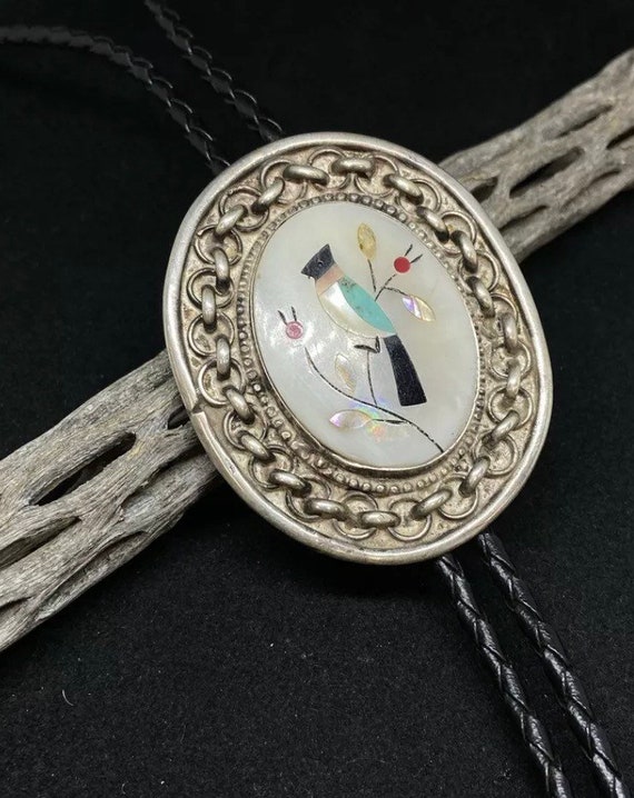 Rare Vintage Native American Zuni Inlay Turquoise Mother Of Pearl Bird Sterling Silver Bolo Rare Vintage Native American Zuni Inlay Turquoise Mother Of Pearl Bird Sterling Silver Bolo