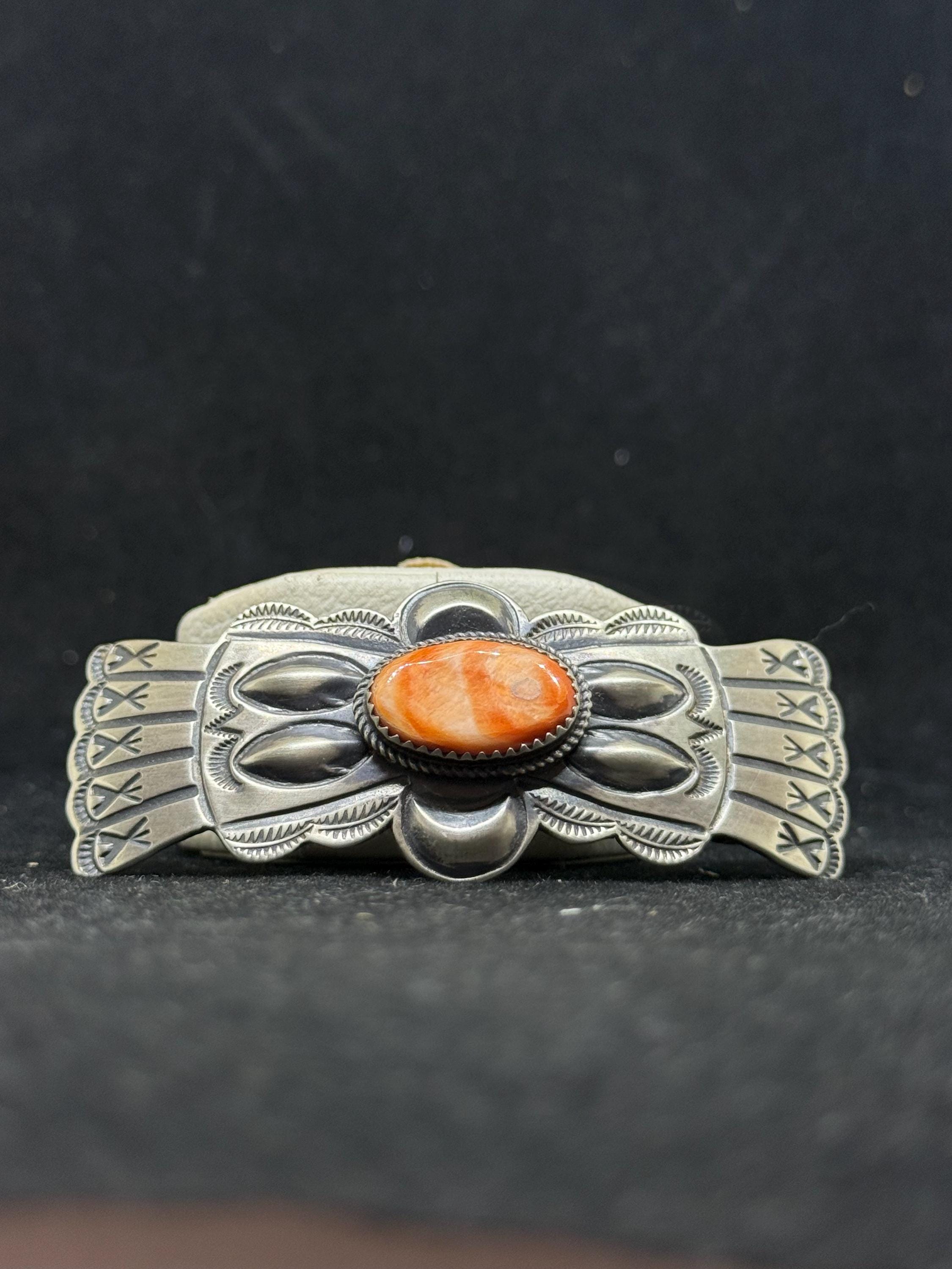Handmade Native American Navajo Orange Spiny Oyster Shell  display picture 3