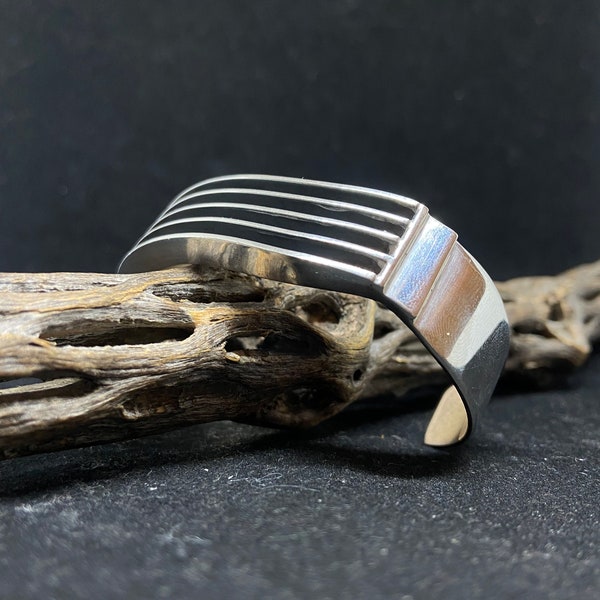 Handmade Native American Navajo plain Sterling silver Cuff Bracelet by tahe stamped and signed by artist