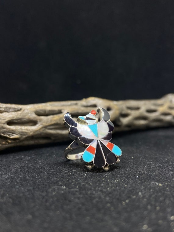 Superb Native American Zuni Signed Textured Inlay Turquoise Jet Sterling Silver Bird Ring Superb Native American Zuni Signed Textured Inlay Turquoise Jet Sterling Silver Bird Ring