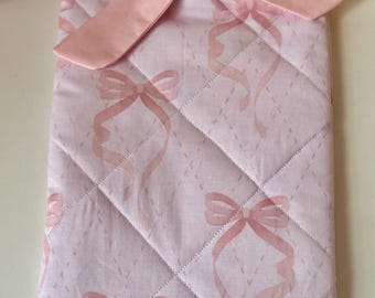 Handmade Quilted Book Sleeve with Bow: Protective Book Cover