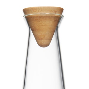 Carafe en verre, Carafe avec couvercle, Pichet à eau en verre, Carafe à vin, Carafe triangulaire, Carafe moderne, Carafe géométrique, Pichet à jus en verre image 8