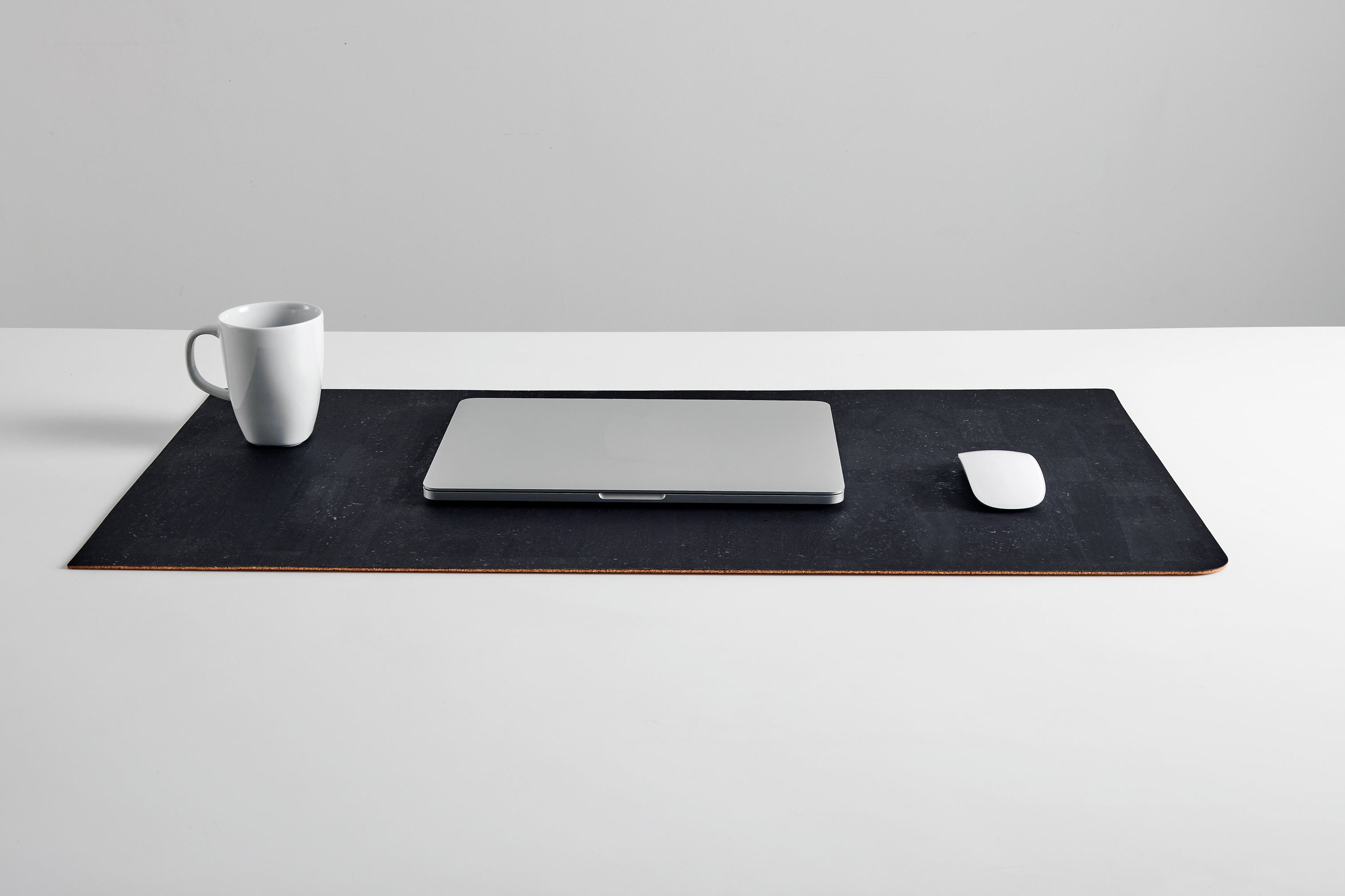 Workplace Desk Mat (Large) – Tiradia Cork