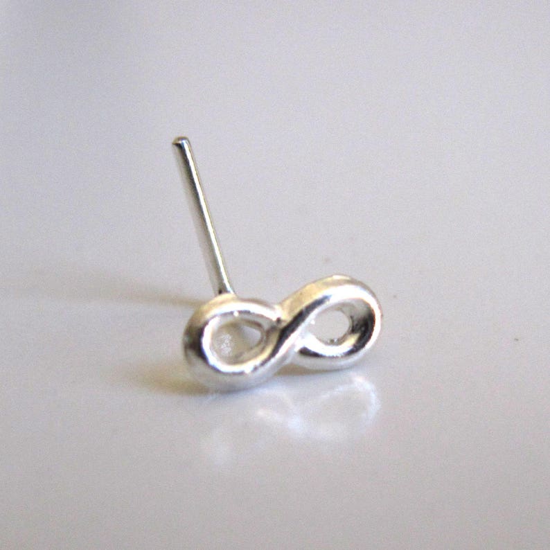 14K White Gold Nose Jewelry Screw Ring Lrg 3mm Clear