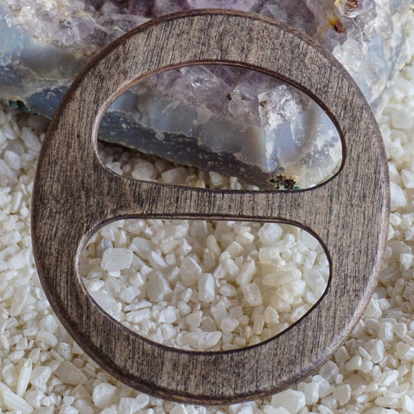 Scarf ring made of wood, ideal for light and heavy shawls and scarves, very shapely and stable