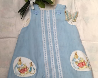 Size 2 (plus) Vintage muslin drawn thread woven cotton lined pinafore with Peter Rabbit pockets
