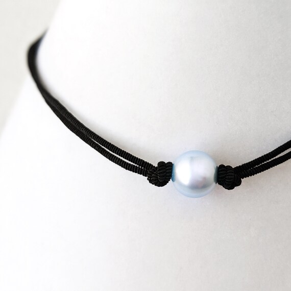 pearl necklace black string