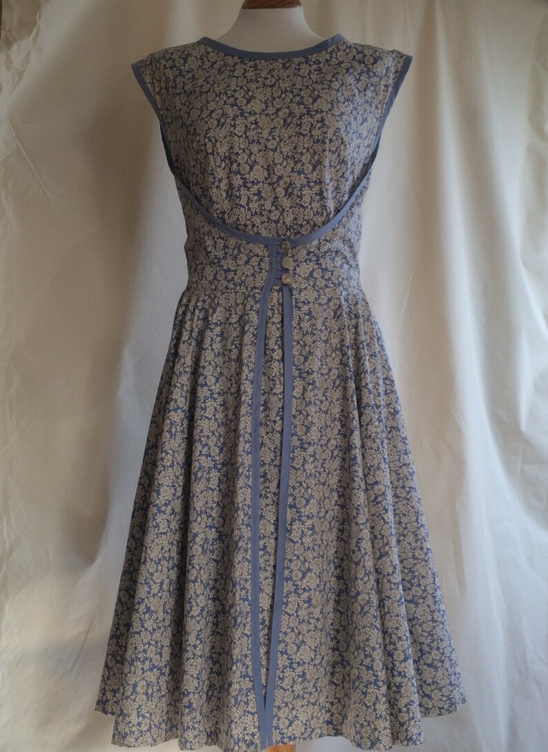 The Sewing Bee ' Walkaway Dress' Paper Pattern. Retro Etsy UK