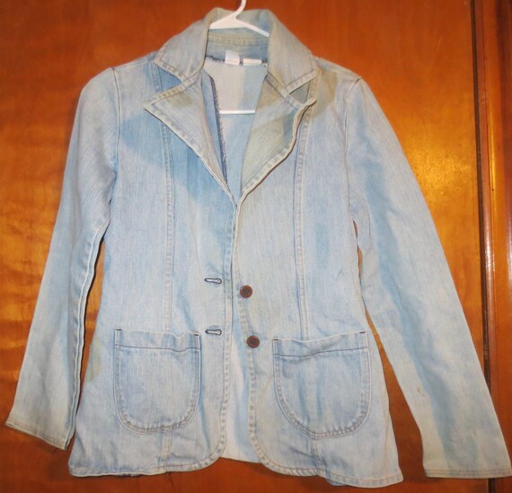 Totally 80/'s Button-up Top