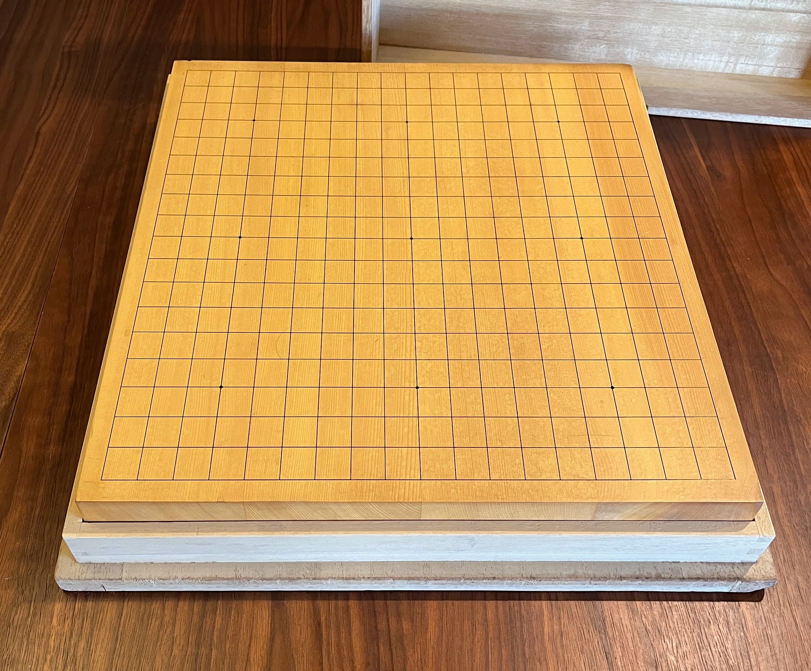 Yellow Mountain Imports Wooden Shogi Japanese Chess Game Traditional Koma  Playing Pieces with Paper Shogiban