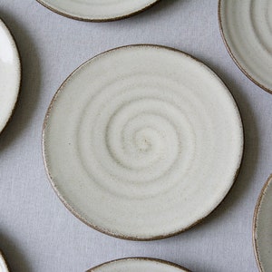Stoneware Rustic White and Gray Cake Plates image 1