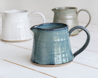 Jarra pequeña de cerámica, 9 fl. oz. Cerámica Creamer