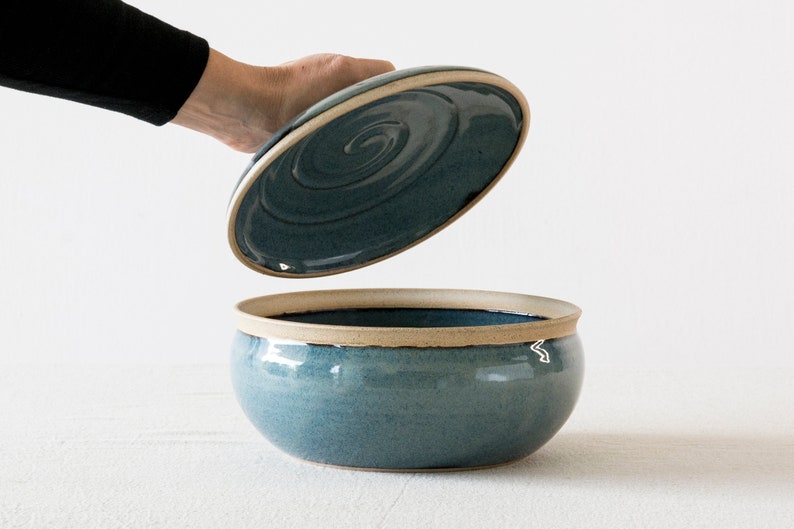 Round Ceramic Casserole Dish with Lid, 2 Sizes image 2