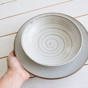 Juego de vajilla de gres, servicio para 4, plato blanco y gris y tazón de pasta, configuración de 8 piezas