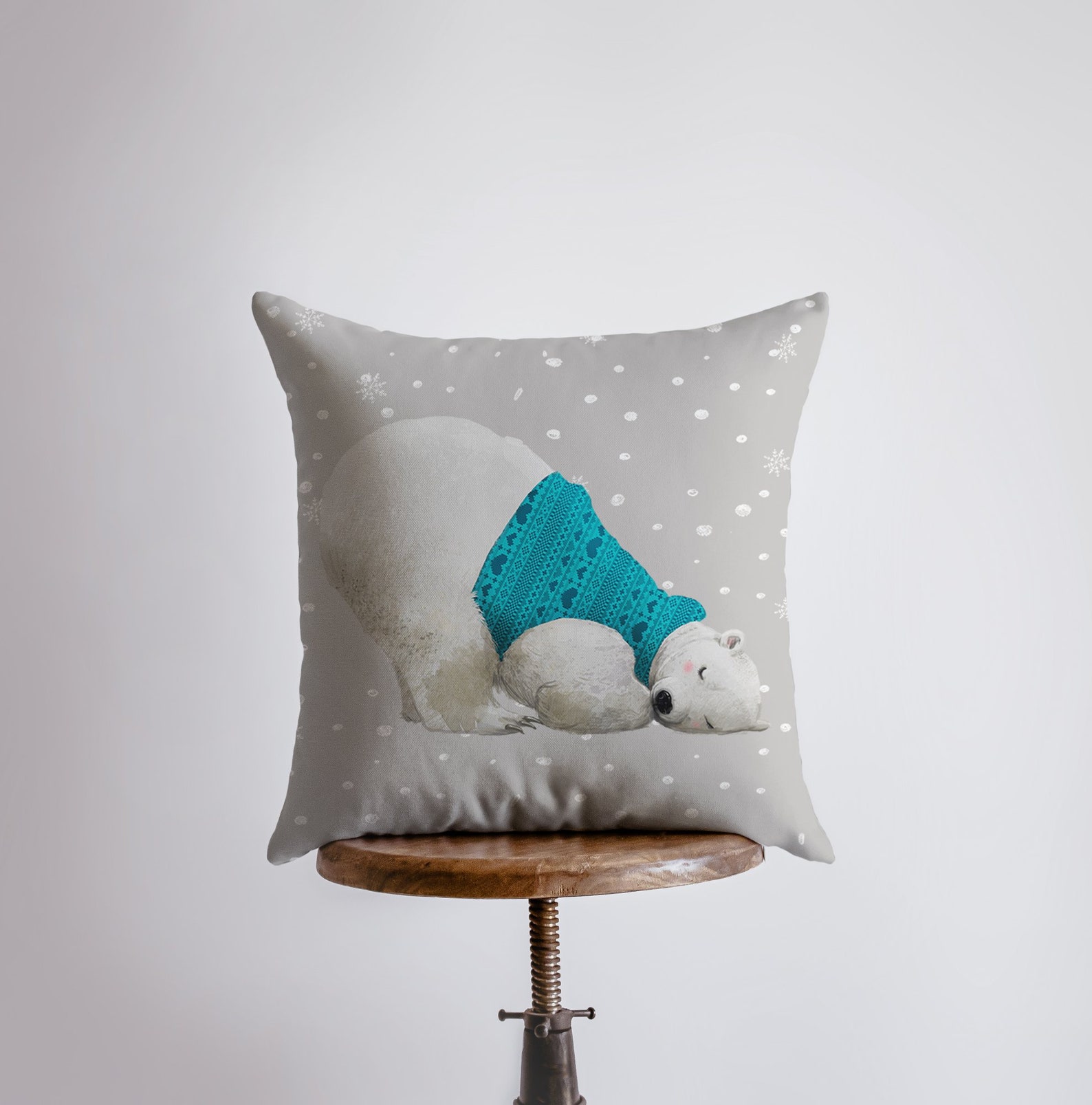 Holiday Bear Pillow Cover main image 0