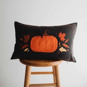 Primitive Dark Fall Pumpkin Lumbar Pillow Cover | 18x12 Thanksgiving Décor | Fall Decor | Room Decor | Decorative Pillows | Gift for her