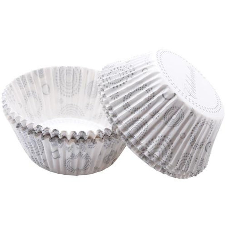 Celebrate Wilton Standard Cupcake Liners Baking Cups Muffin Celebrate Wilton Standard Cupcake Liners Baking Cups Muffin