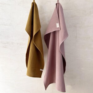 Set of 2 Handwoven Organic Cotton Honeycomb Hand Towels image 3