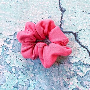 Coral Scrunchie