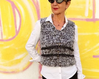 Sweater vest for women, gray knit vest, V-neck sweater vest, cropped knit vest, sleeveless chunky knit top, stripes sweater vest