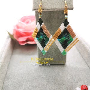 Summer Breeze Earrings Pattern- Brick Stitch| brick stitch earrings | earrings pattern |  brick stitch pattern | beaded earrings pattern