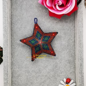 Christmas Plaid Star Tutorial- English | peyote star | 3d peyote star | beaded star pattern | Peyote star patterns
