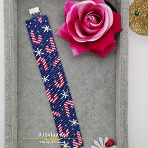 Sweet Candy Cane Peyote Pattern - Even Count | peyoted pattern | peyote bracelet  | seed bead pattern | peyote beaded pattern  | peyote
