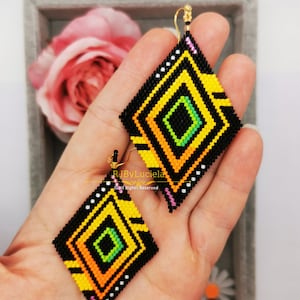 Green Center view Earrings Pattern both sizes | brick stitch earrings | earrings pattern |  brick stitch pattern | beaded earrings pattern