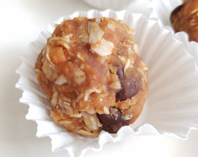 Peanut butter protein balls - bite sized balls, made to order